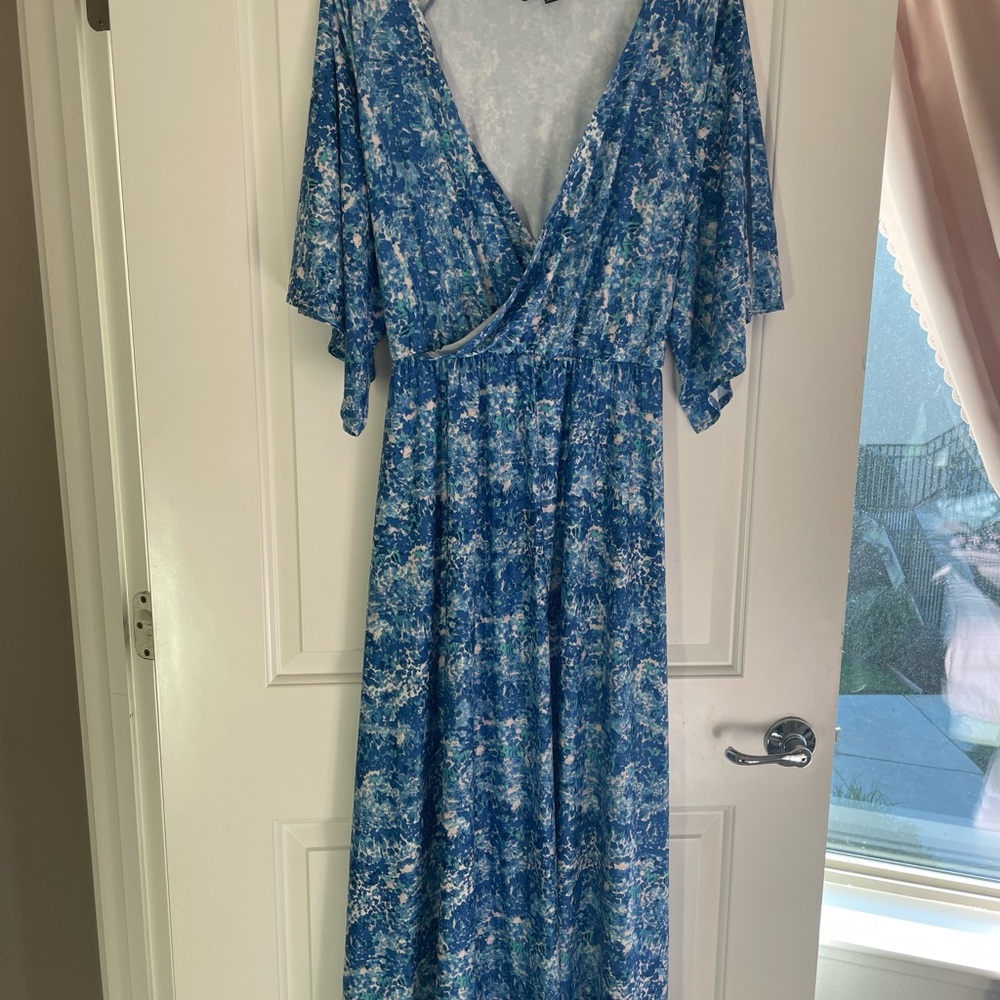 Ellos 2x Maxi Dress Stretchy Blue With Slit Sleeve Detail And Tie Back Sash